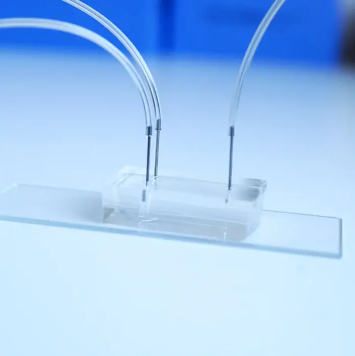 Microfluidic Fitting